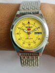 Vintage Seiko 5 Automatic Yellow Dial Day/Date Men’s Wrist Watch Working Good