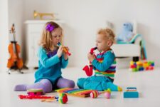 How to Find Safe Holiday Toys for Kids