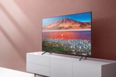 Go big or go home: this 85-inch Samsung 4K TV is $200 off