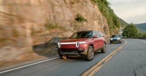 Rivian delivers 12,640 vehicles in Q2, beating estimates