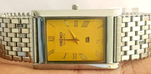 Vintage Seiko Quartz Super Slim Japan Made Men’s Wrist Watch Free Shipping