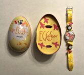 1994 LIMITED EDITION SWATCH EGGS DREAM -GZ128- EGG TIN PACKAGING, CRACKS IN BAND