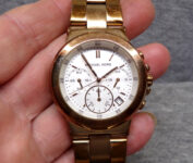 Women’s MICHAEL KORS “Runway” Watch MK5223 w/ New Battery – Works Great!