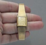 VINTAGE SEIKO QUARTZ WOMEN’S GOLDTONE WATCH UNTESTED 398872