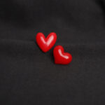 Red Heart Shape Brooch Wedding Party Jewelry Brooches Women Lovers Gift Resin Love Pins Christmas New Year Gifts