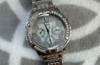 Guess Watch Women’s Silver Rhinestone