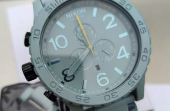 NEW Nixon Watch 51-30 Chrono Light Green White A083-272 Men’s Genuine A083272