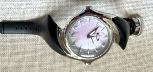 Women Oakley Watch Mother of Pearl Pink Dial