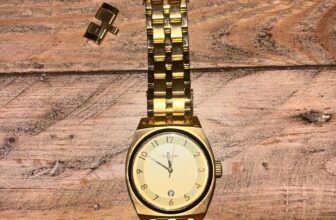 Nixon Watch The Monopoly Gold READ