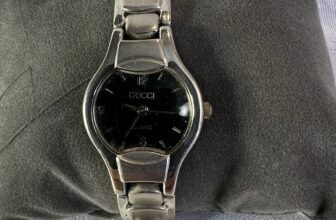 Vintage Gucci Women’s Watch W/black Dial, New Battery