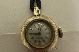 Omega 18k Gold Ladies Watch