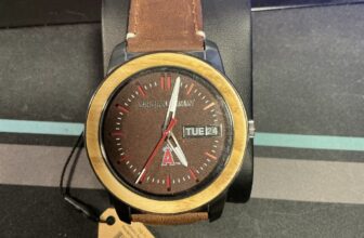 Original Grain Custom Watch – Angles (Baseball) – 42mm